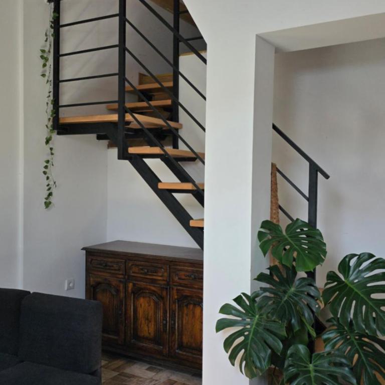 Duplex stan u Beogradu - Apartman s 3 Spavaće Sobe i Pogledom na Planinu - 4