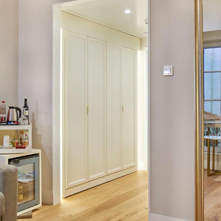 NH Collection Marseille - Suite - 3