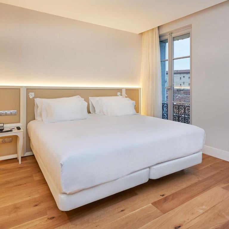 NH Collection Marseille - Suite - 1