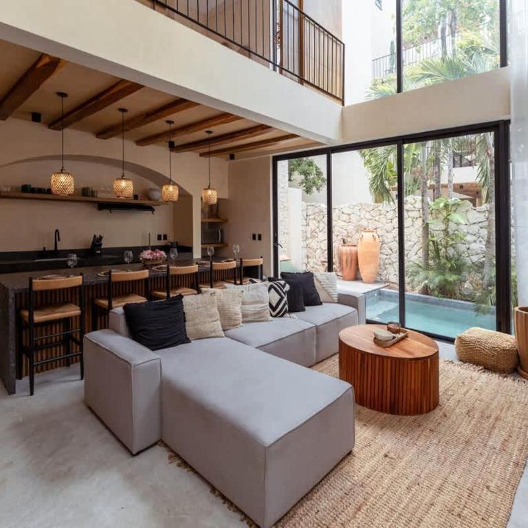 Spacious 6BR Luxe Villa with 4 Private Pools and Yoga Space Rooftop & Concierge - Villa - 5