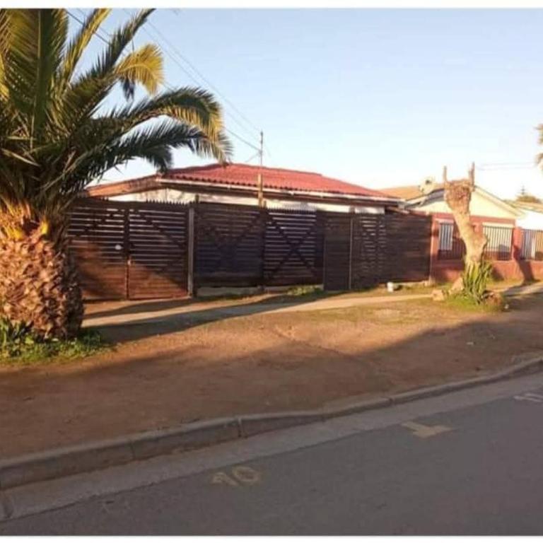 Estancia casa de campo Freire - Four-Bedroom House - 1