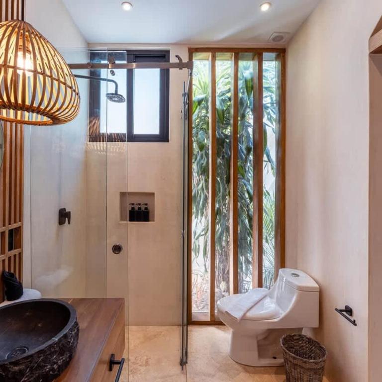 Spacious 6BR Luxe Villa with 4 Private Pools and Yoga Space Rooftop & Concierge - Villa - 38