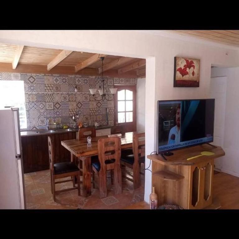 Estancia casa de campo Freire - Four-Bedroom House - 3