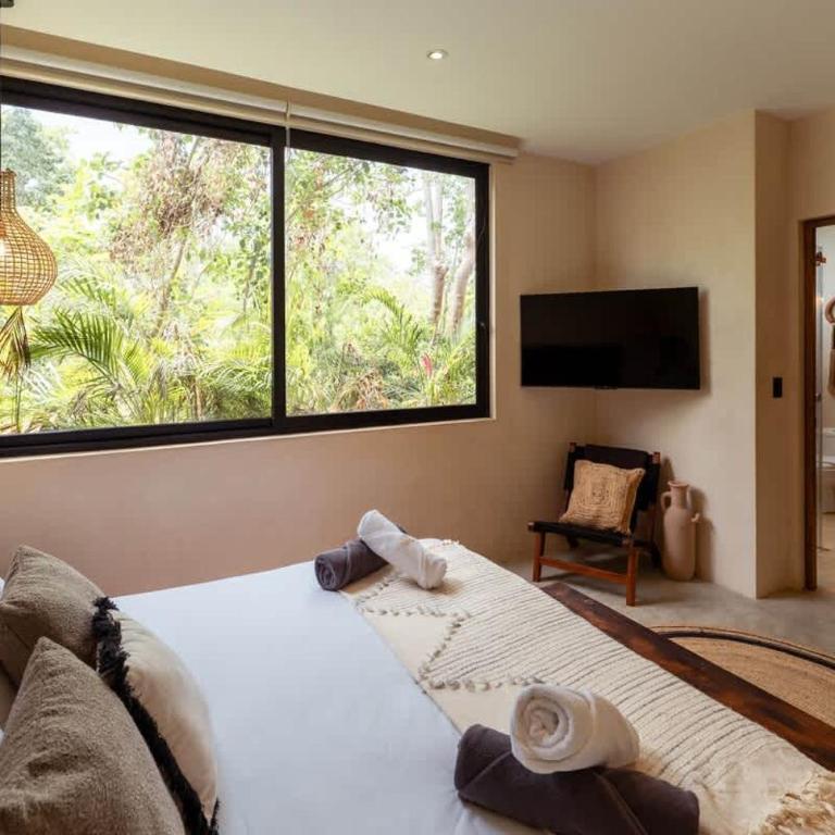Spacious 6BR Luxe Villa with 4 Private Pools and Yoga Space Rooftop & Concierge - Villa - 51