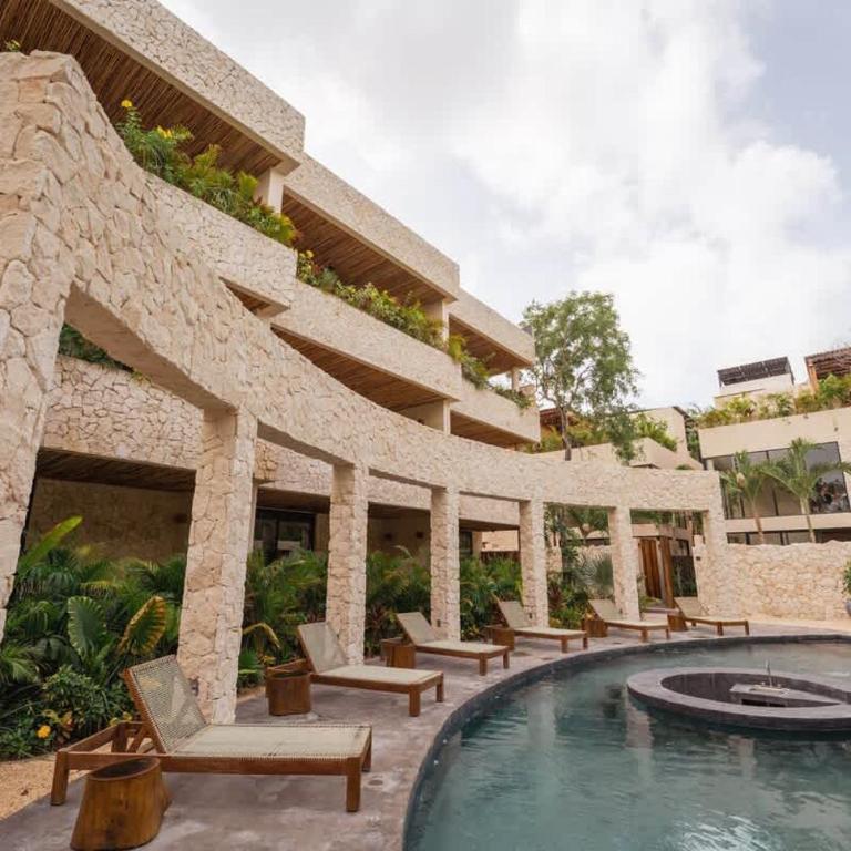 Spacious 6BR Luxe Villa with 4 Private Pools and Yoga Space Rooftop & Concierge - Villa - 79