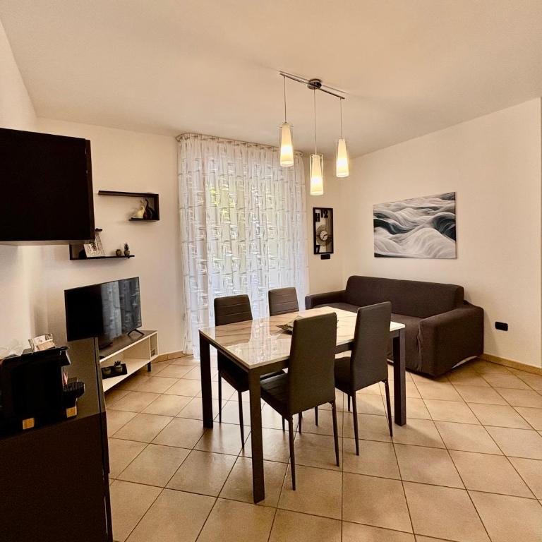 La finestra sul Tiglio - Two-Bedroom Apartment - 1