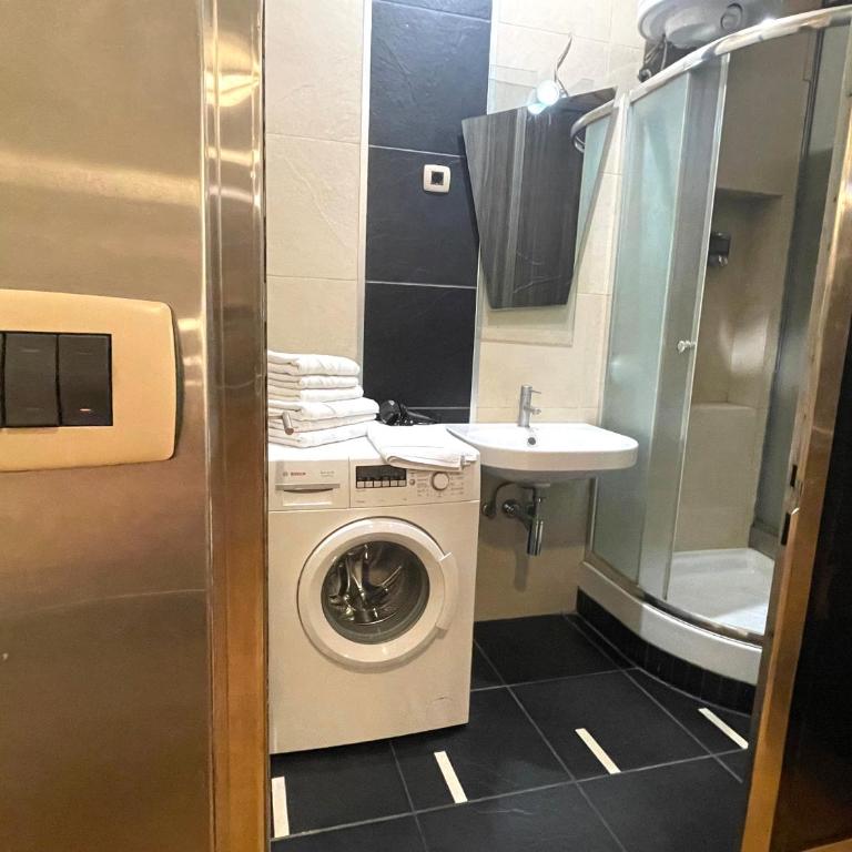 Apartment With a View and the Free Parking - One-Bedroom Apartment - 19