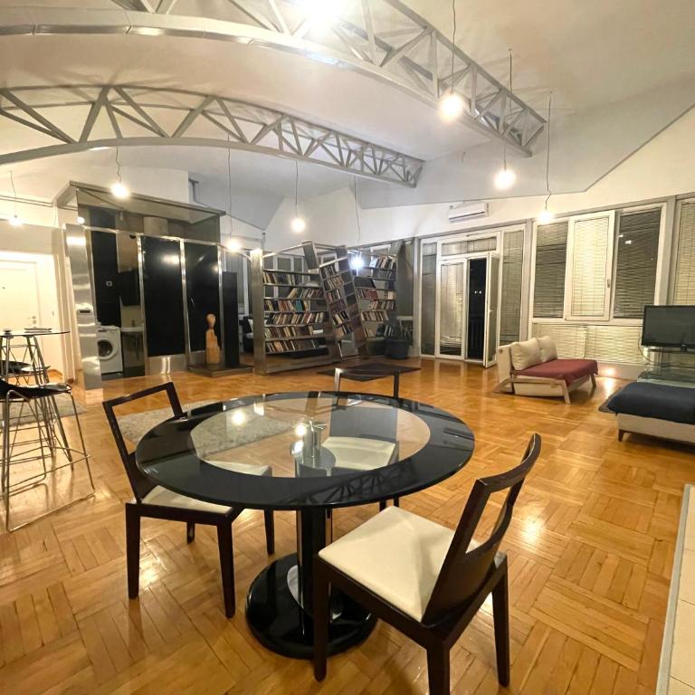 Apartment With a View and the Free Parking - One-Bedroom Apartment - 9