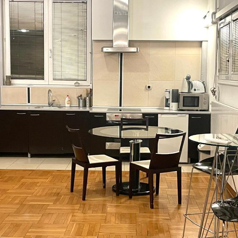 Apartment With a View and the Free Parking - One-Bedroom Apartment - 16