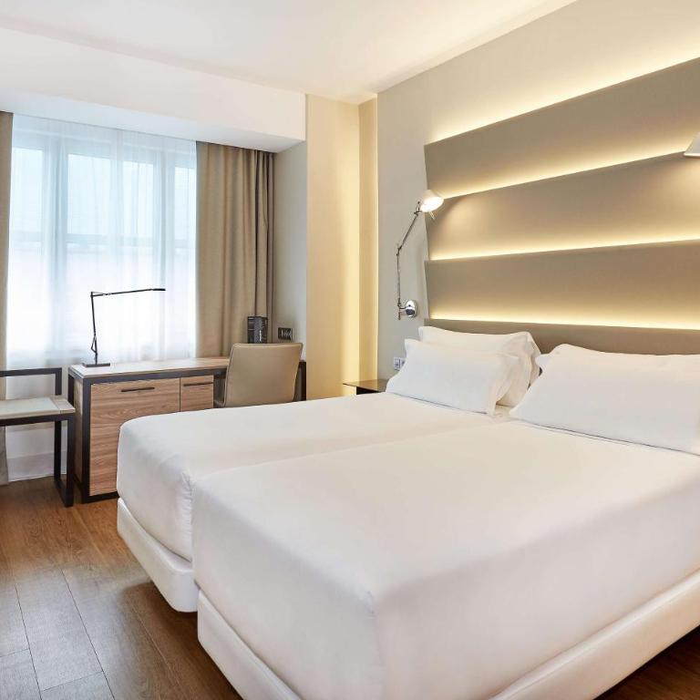 NH Sants Barcelona - Standard Double or Twin Room - 1