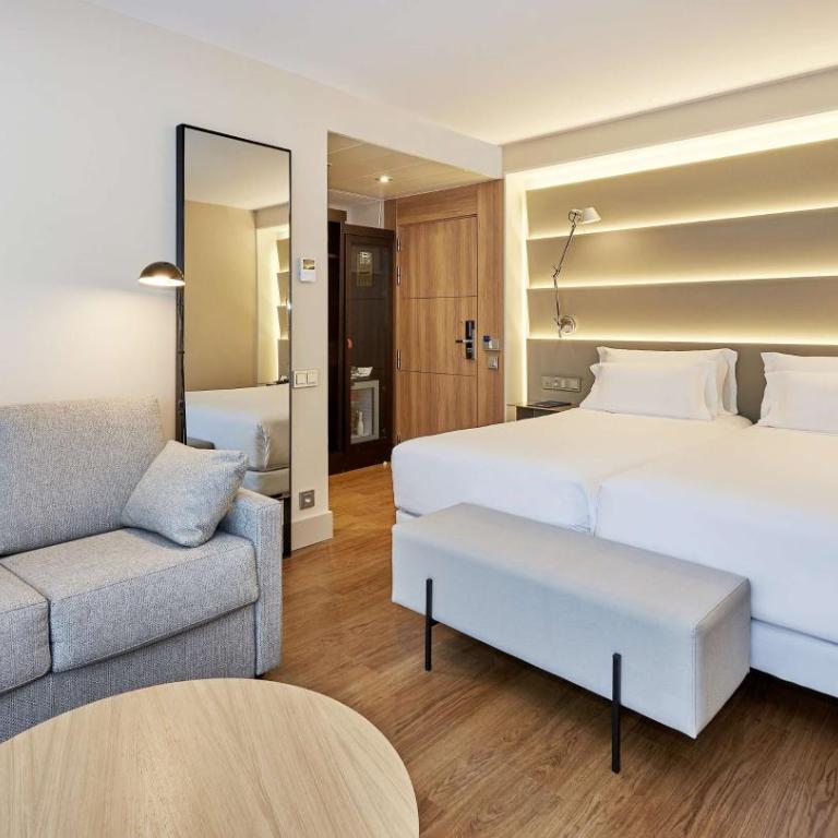 NH Sants Barcelona - Junior Suite with Terrace - 4