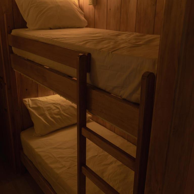 Casa Chati Hostel - Standard Twin Room with Shared Bathroom - 1