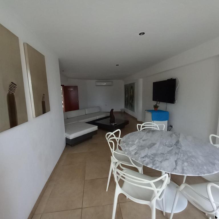 Baja Montañita Beach Resort - Suite with Sea View - 3