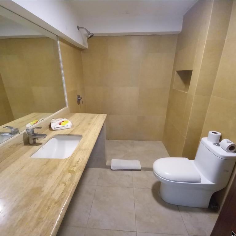Baja Montañita Beach Resort - Double Room with Pool View - 3