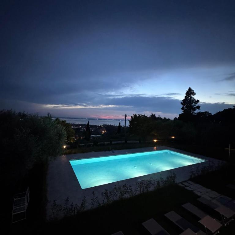 Collina del Lago - Appartamento con Vista e Balcone - 8