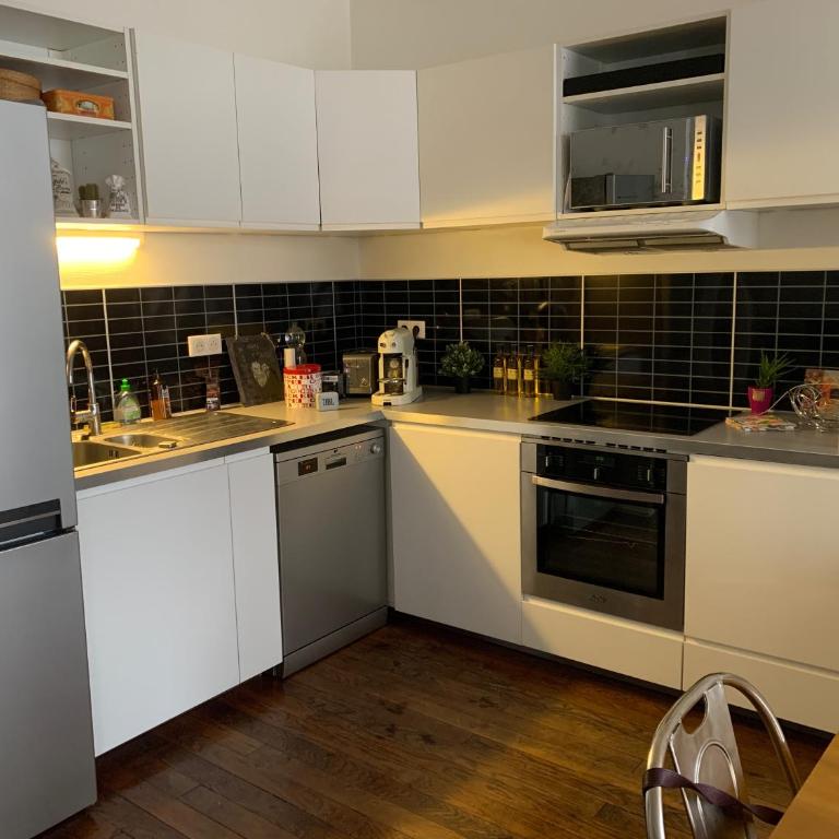Grand appartement de charme idéalement situé - Apartment mit 2 Schlafzimmern - 5