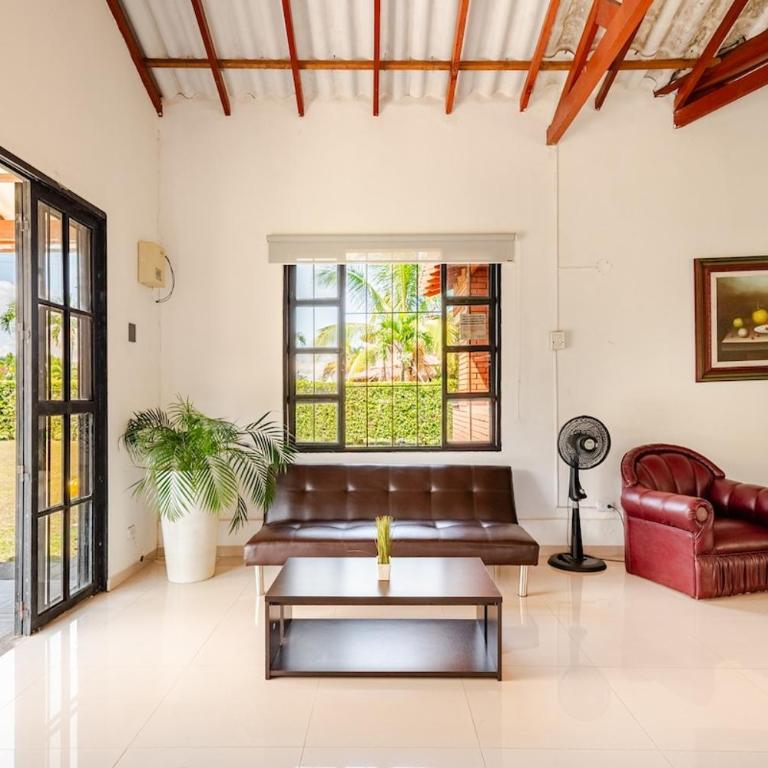 Moderna cabaña en Viterbo con Aire AC y Piscina - Two-Bedroom Villa - 1