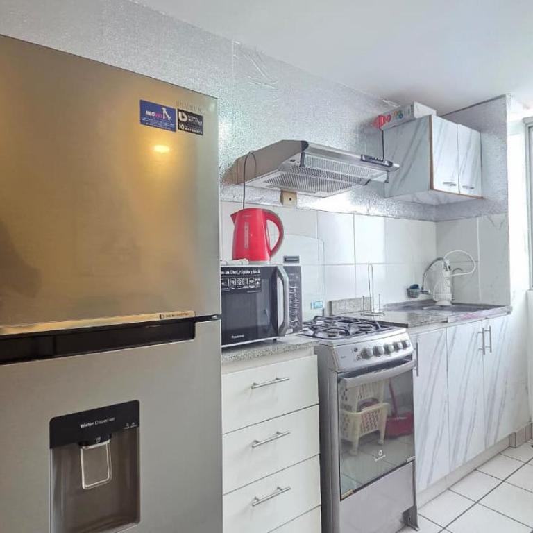 Dúplex con Terraza en Condominio Los Parques del Callao - Two-Bedroom Apartment - 8