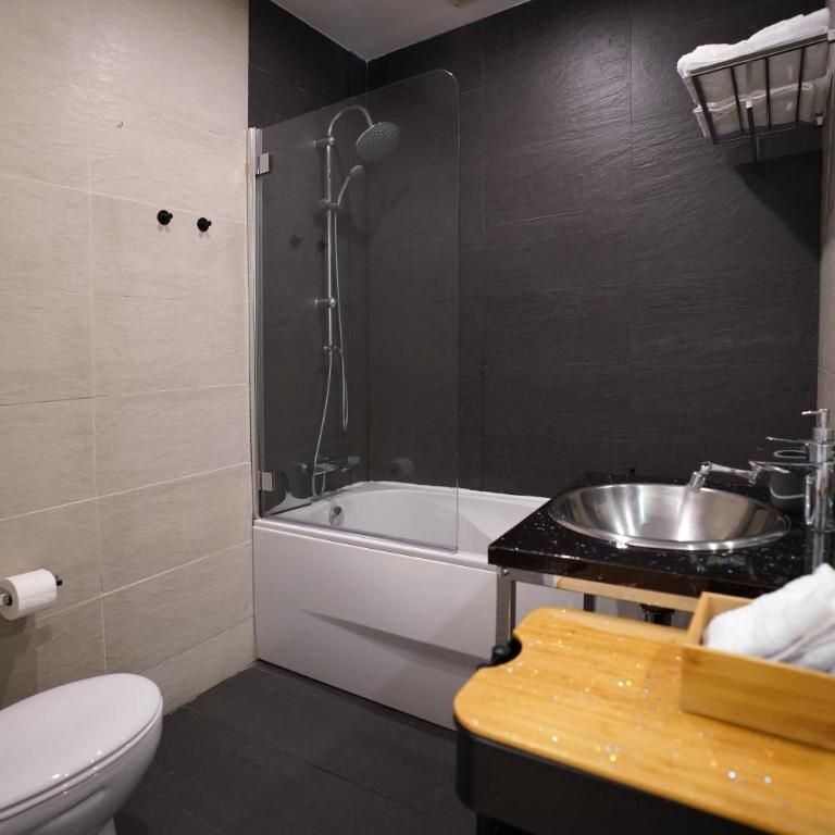 Efímera House Madrid - One-Bedroom Apartment - 33