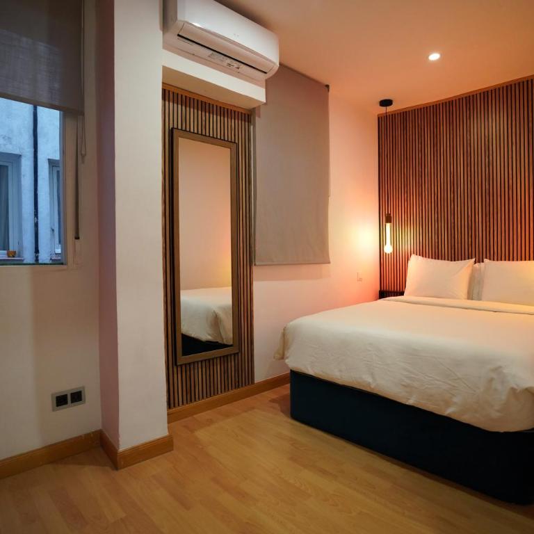 Efímera House Madrid - One-Bedroom Apartment - 21