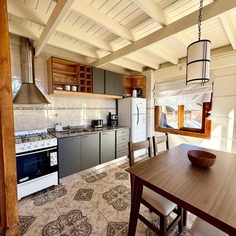 La Casita de Arriba - Two-Bedroom Apartment - 4