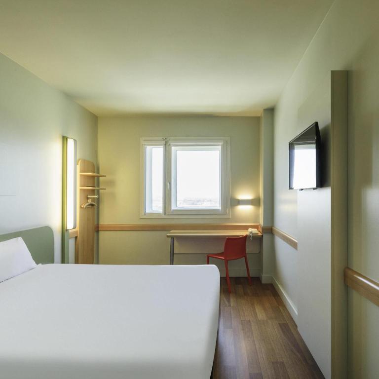 Ibis Budget Málaga Aeropuerto Avenida de Velazquez - Habitación Doble Estándar - 3