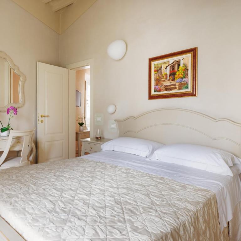 Residenza d'Epoca Relais I Miracoli - Triple Room with View - 3