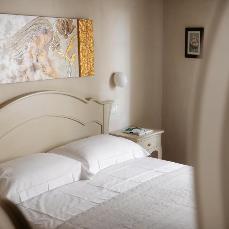 Residenza d'Epoca Relais I Miracoli - Classic Double Room - 8