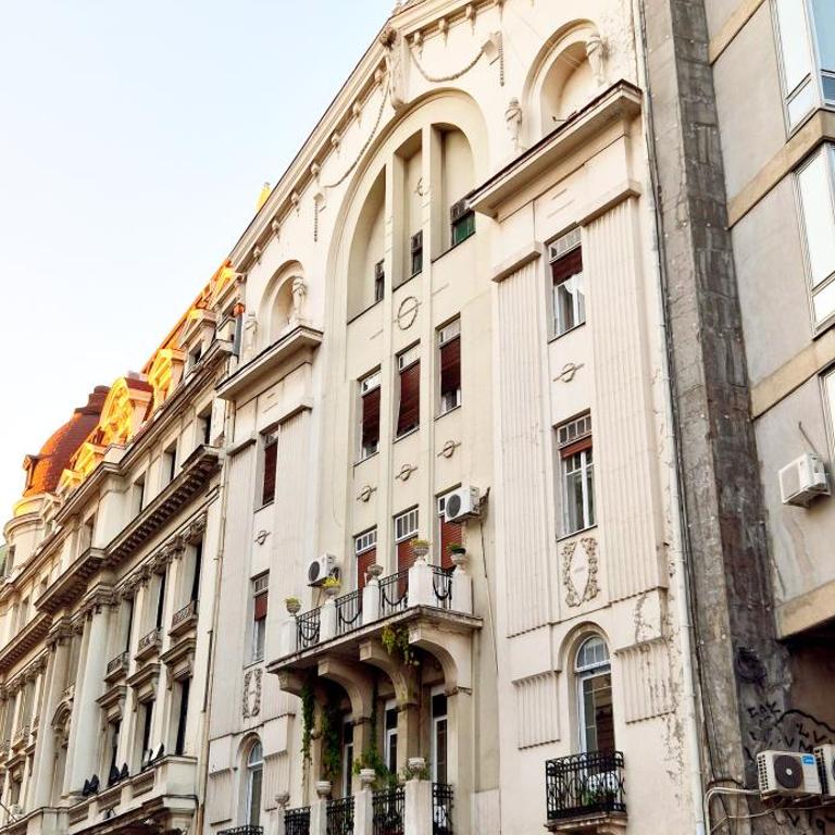 Tailor Palace - One-Bedroom Apartment - 34
