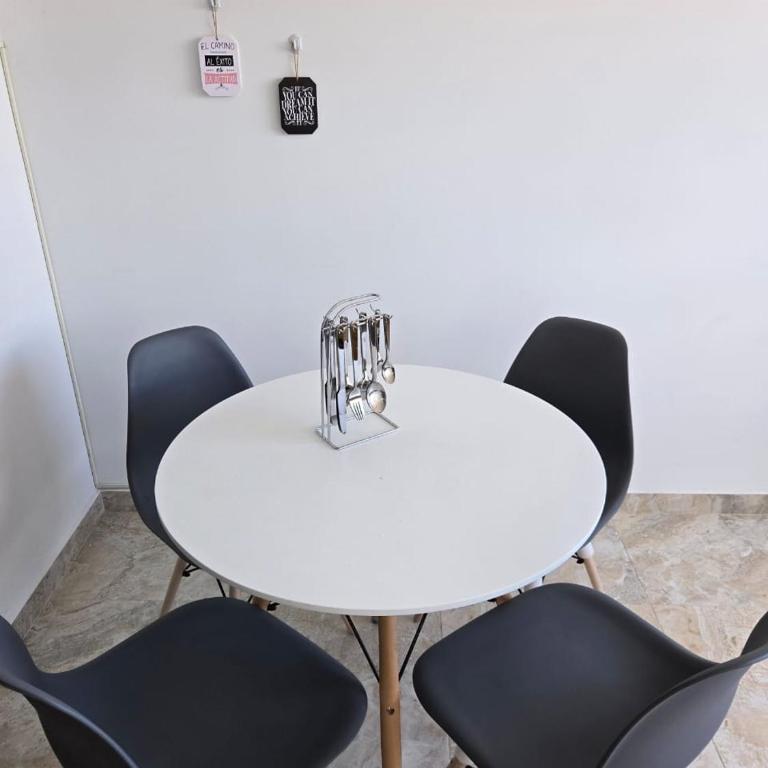 Aptobernaza - One-Bedroom Apartment - 1