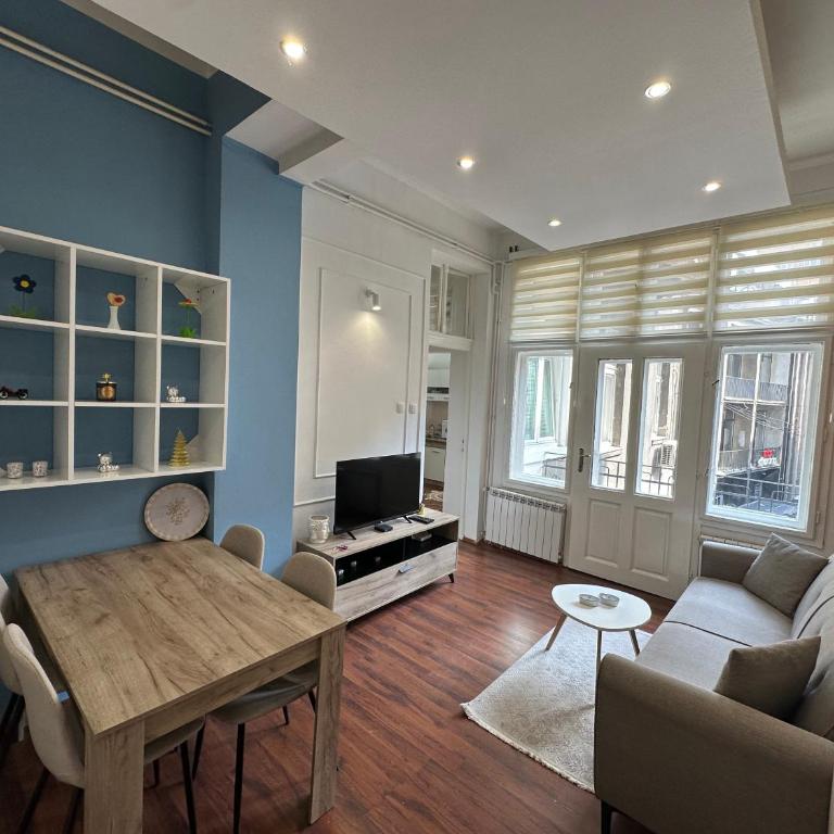 Eight Apartment Two Bedroom City Centre Comfort - Two-Bedroom Apartment - 2