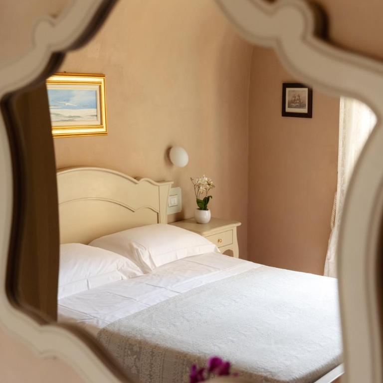 Residenza d'Epoca Relais I Miracoli - Deluxe Double Room - 6