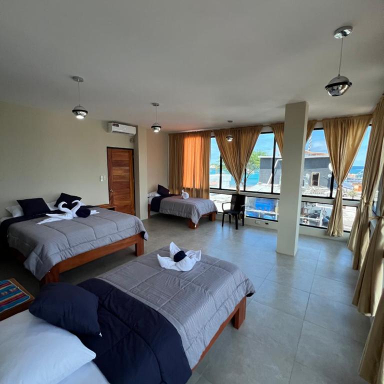 Marina Stella Suites - Family Room - 6