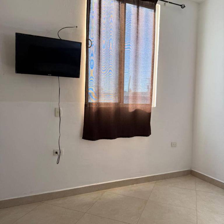 Casa Garage - One-Bedroom House - 8