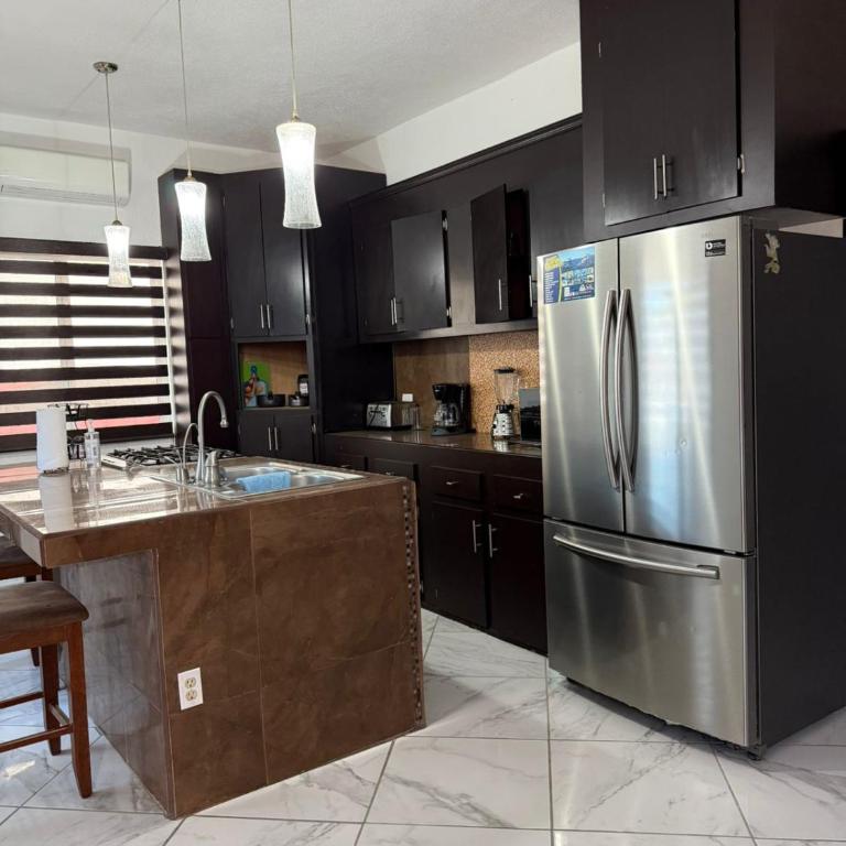 Casa Garage - One-Bedroom House - 21