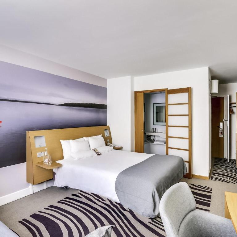 Novotel Paris Centre Gare Montparnasse - Chambre Double avec 1 Lit Double et 1 Canapé-Lit Double - 1