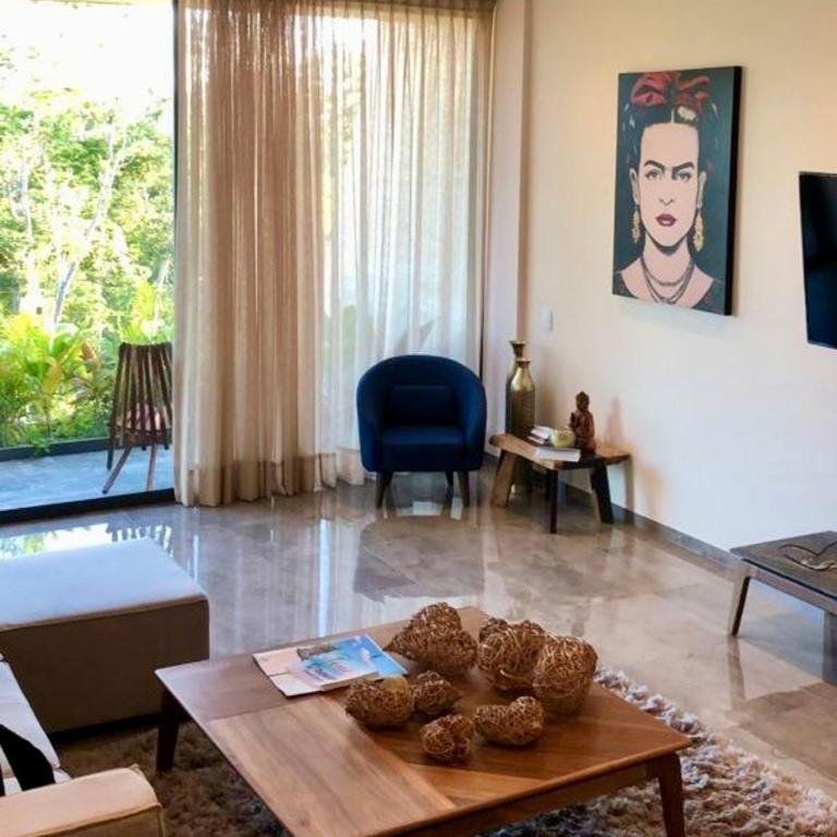 MISTIQ PH 2 recamaras 2 baños esquina vista a la Jungla - Two-Bedroom Apartment - 3