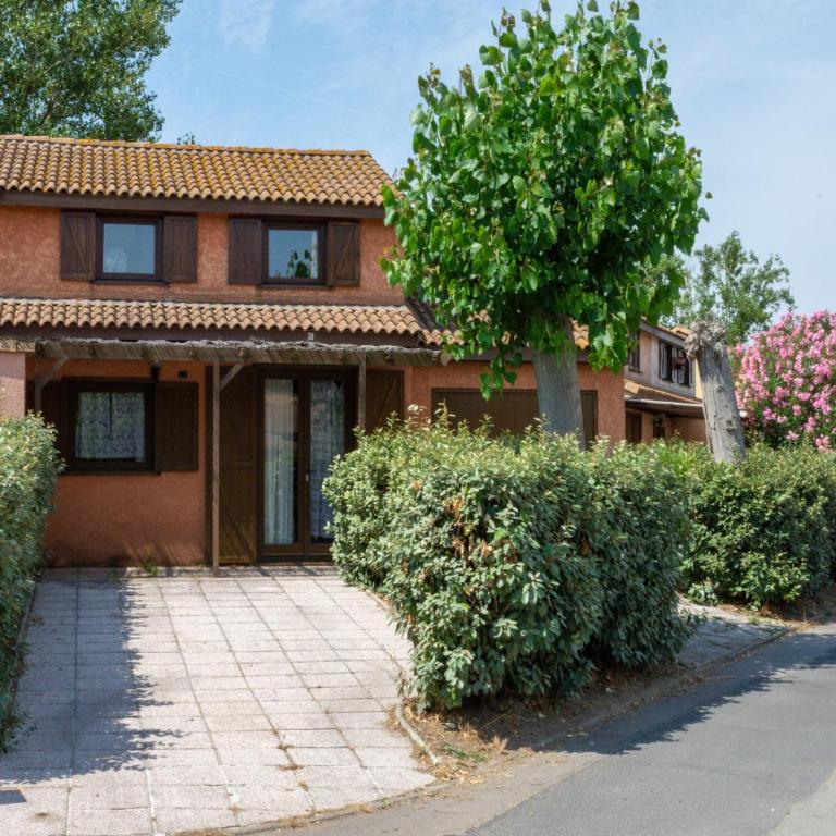 Gorgeous Portiragnes resort near the beach - Maison de Vacances 3 Chambres - 1