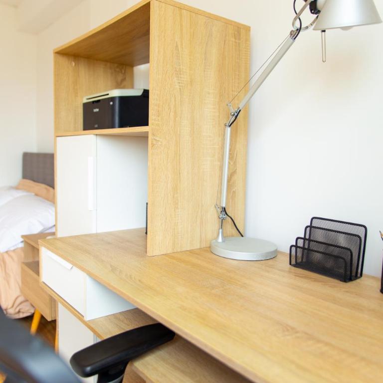 Amplio y Familiar 3BR de 3 pisos. Smart Home - Three-Bedroom Apartment - 6