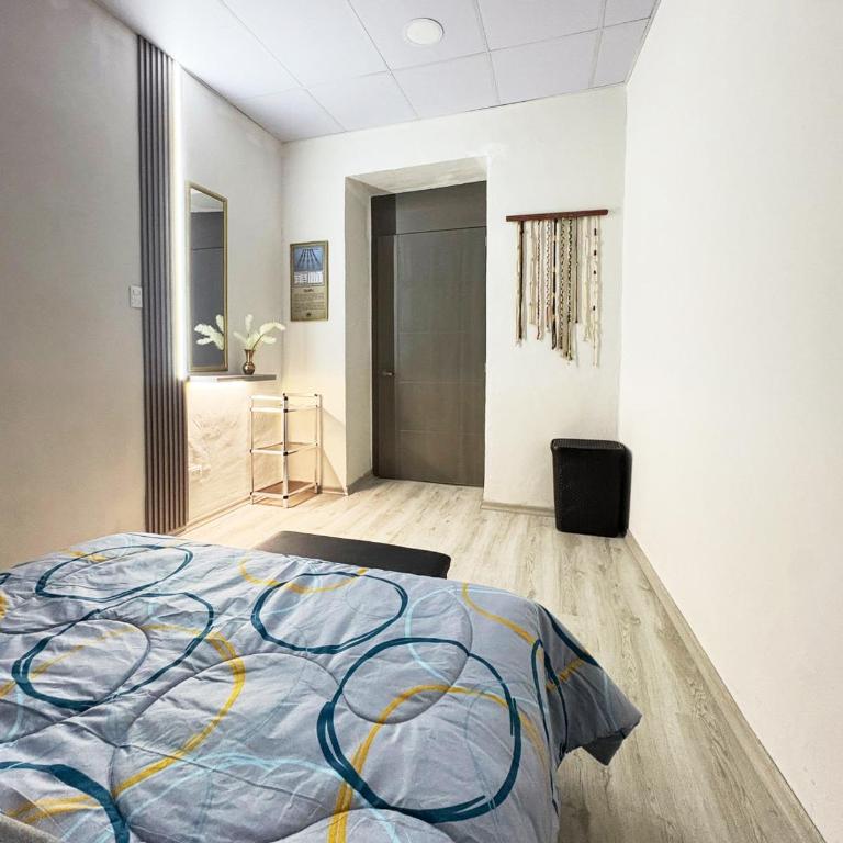 INTI Entire apartment and private terrace - One-Bedroom Apartment - 4