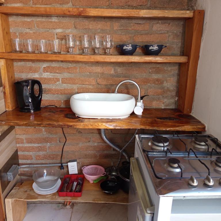 HOSTEL SAKAR Quintero Beach - Habitación Cuádruple - vistas al jardín - 8