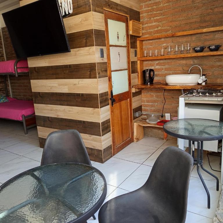 HOSTEL SAKAR Quintero Beach - Habitación Cuádruple - vistas al jardín - 9