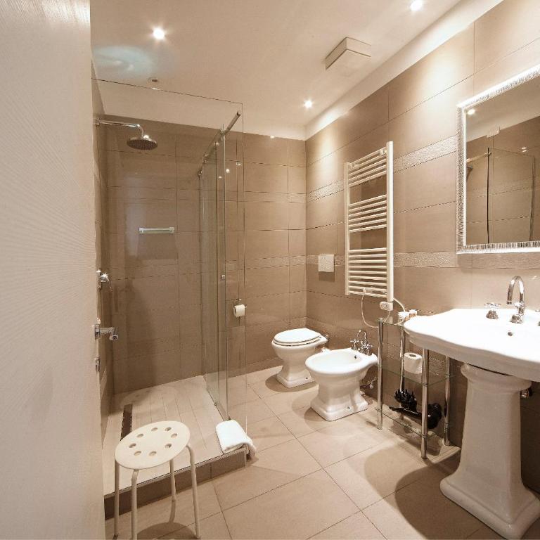 Navigliotel 19 - Rooms & Suites - Camera Superior Matrimoniale/Doppia con Letti Singoli - 14