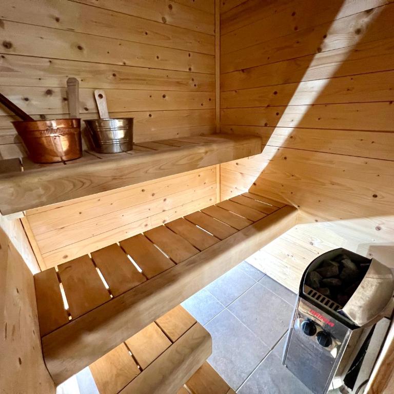 Sunlit Oasis - Garden, Pool & Sauna - Apartamento de 3 dormitorios - 45