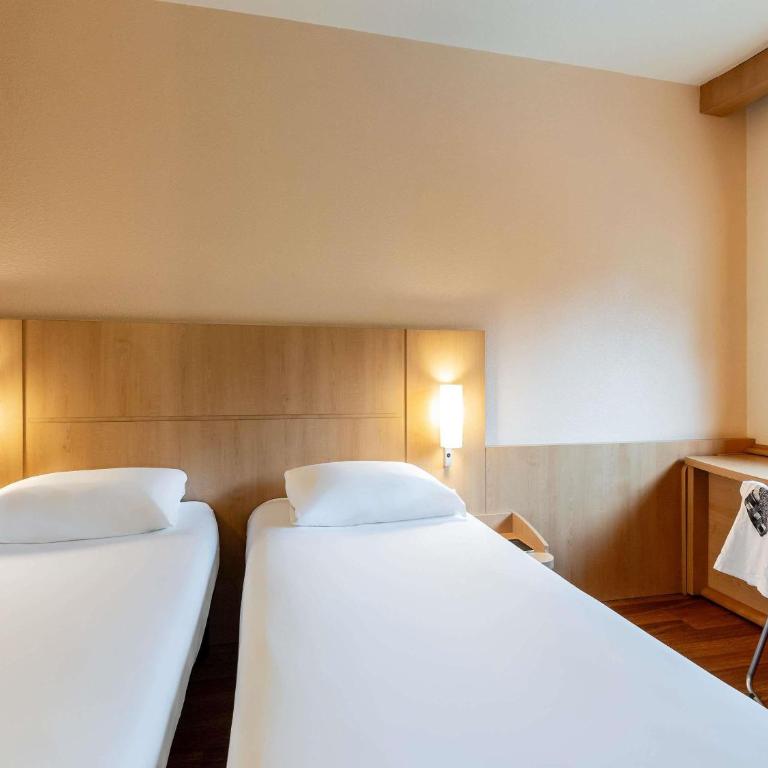 Ibis Bilbao Centro - Standard Twin Room - 12