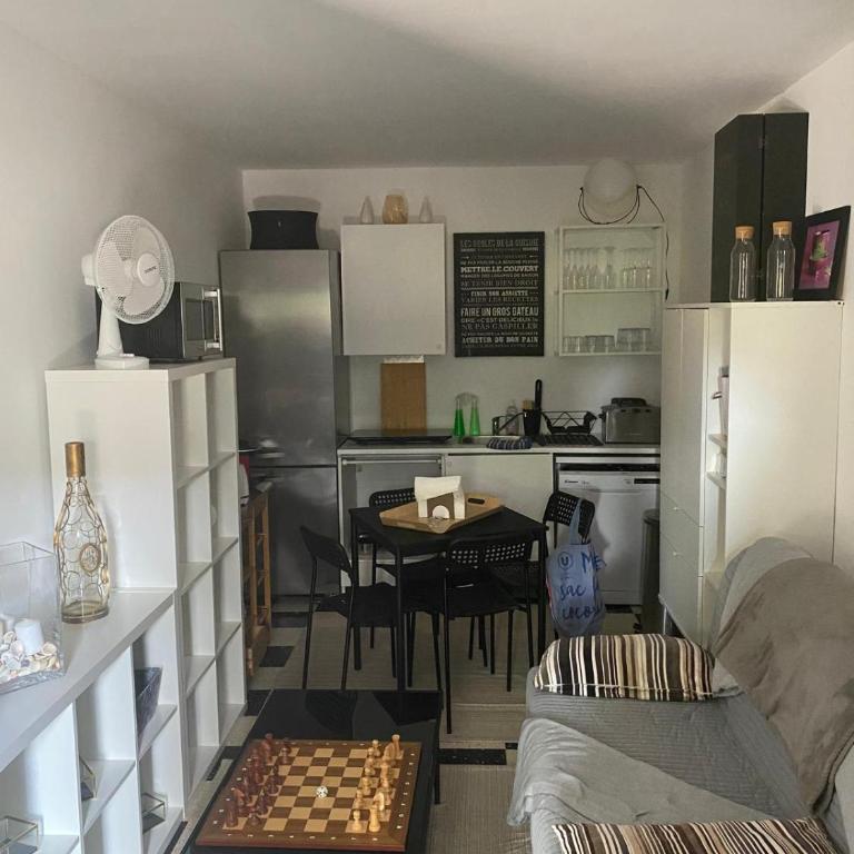 Charming garden apartment Lorettes - Appartement 1 Chambre - 1