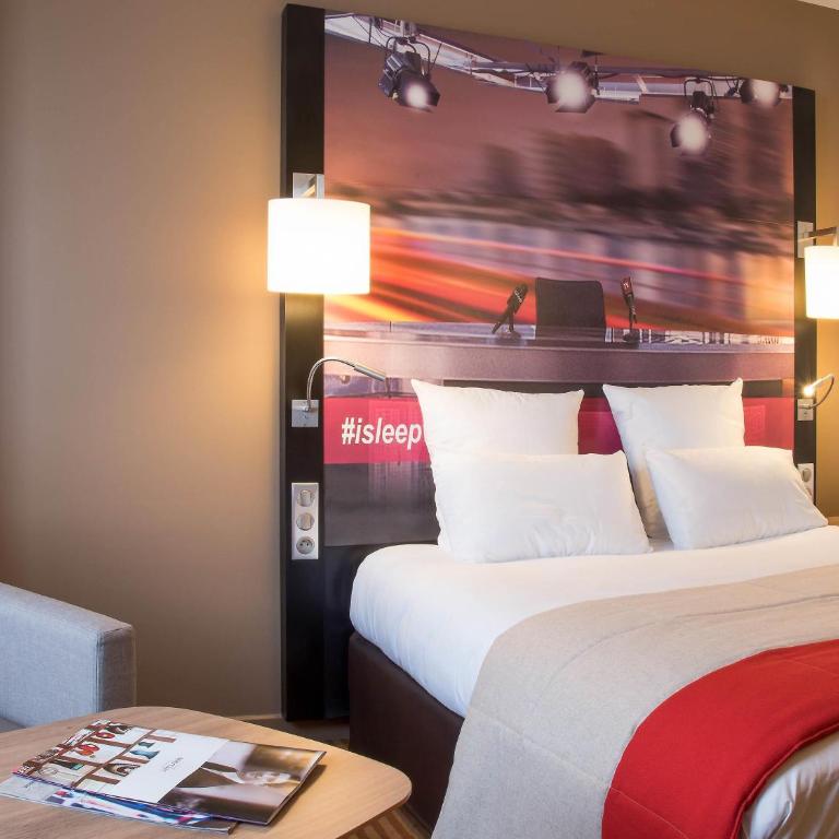 Mercure Paris Boulogne - Chambre Classique avec Lit Double et Canapé-Lit (3 Adultes) - 2
