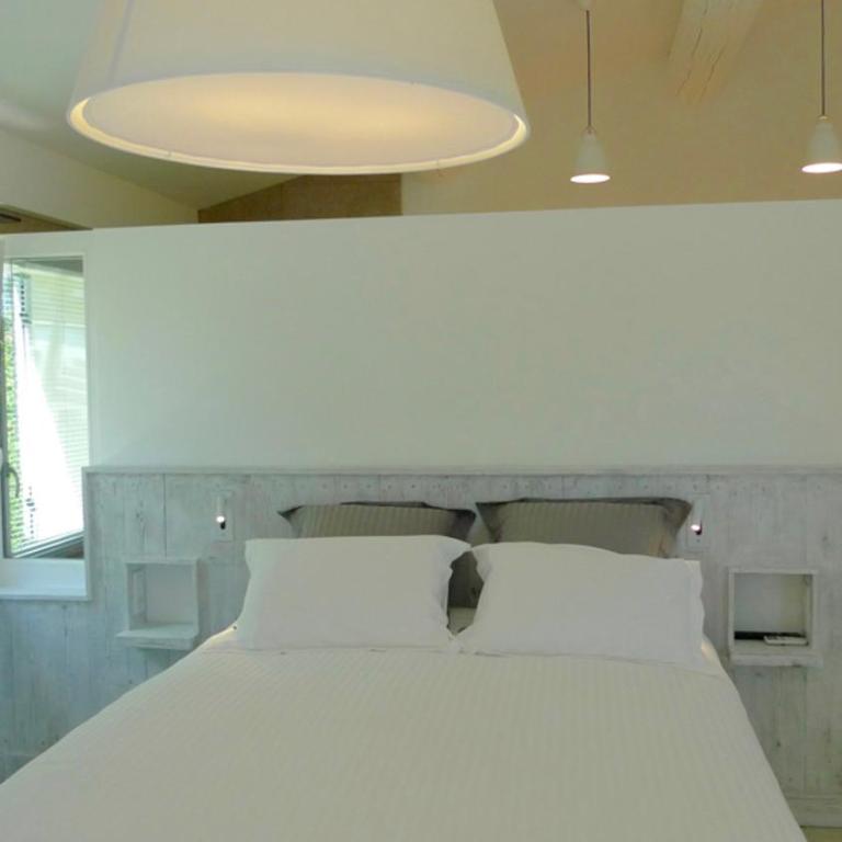 Mas des Cabidoules - Habitación Doble con vistas al lago - 1