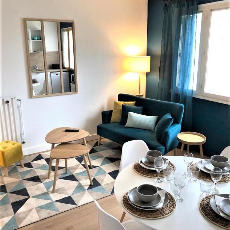 Cosy Iris- T4 - Avec Balcon & Parking gratuit - Appartement 3 Chambres - 1