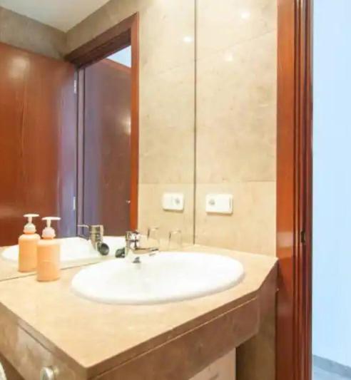 Picasso Suites - Two-Bedroom Apartment - 7